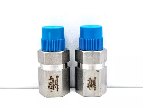 SS-4CP5-1 SWAGELOK  1/4" , 1 PSI POPPET CHECK VALVE NEW LOT OF 2
