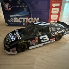 Dale Earnhardt 3 Oreo GM Goodwrench Service Plus 2001 Monte Carlo 1/24 NASCAR