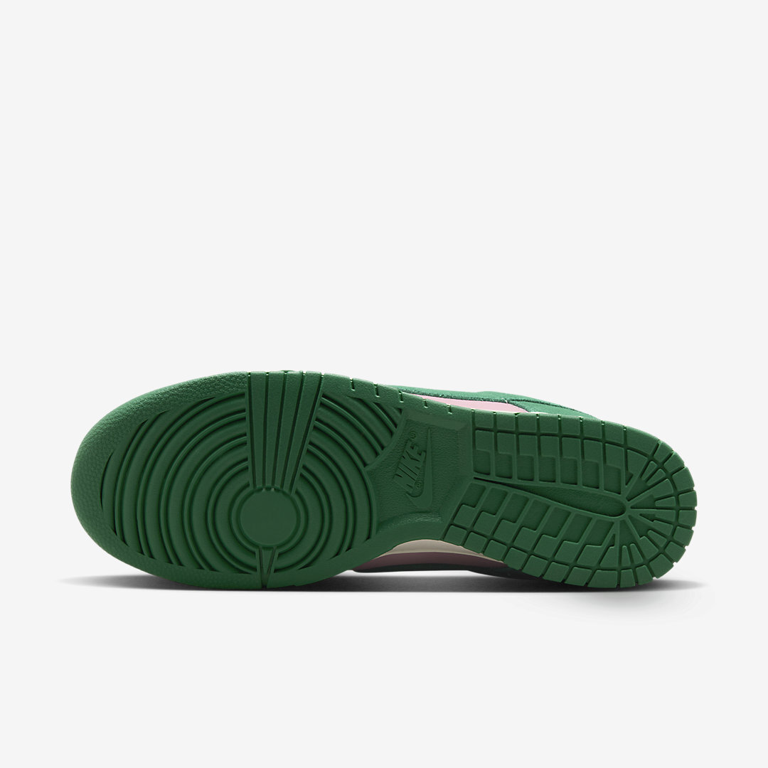 Nike Dunk Low SE The Masters Back 9 Collection Watermelon Nike Dunk Low SE The Masters Back 9 Collection Watermelon