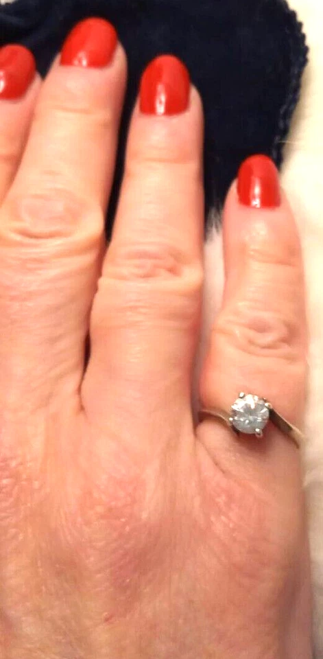 ANELLO solitario zircone bianco taglio brillante argento 925 usato mis 11 - Immagine 3 di 4