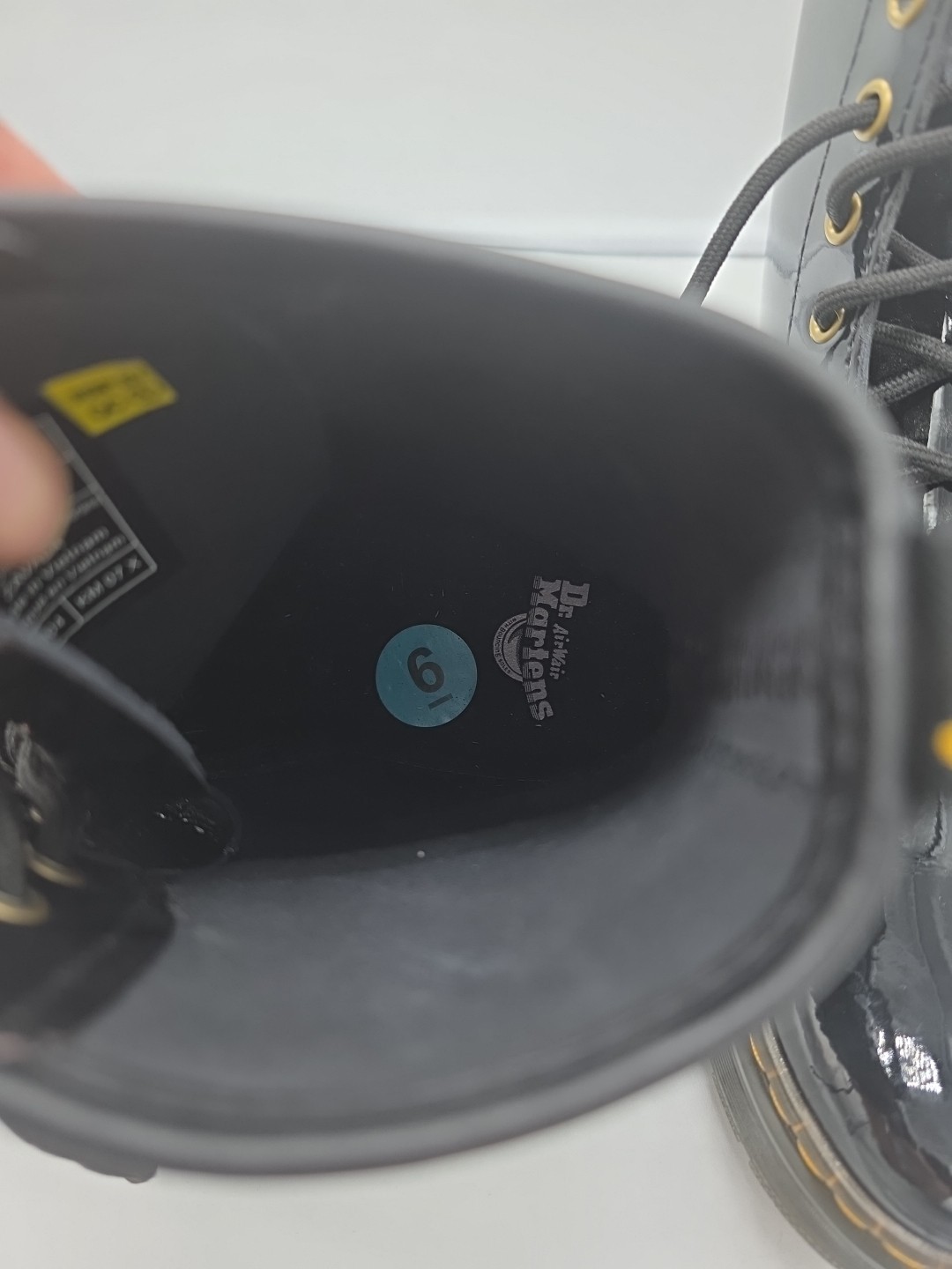 Doc Martens Airwair Zavala Boots Womens 7 Mens 6 Black High Gloss Without Box thumbnail 6