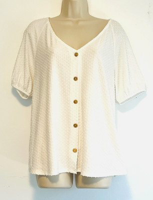 W5 large blouse white polyester textured 3/4 balloon sleeve v-neck button down
