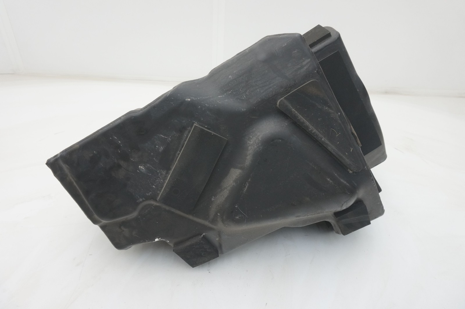 Left Gas Fuel Tank Assembly OEM 326607 314304 Ferrari 488 Spider 2017
