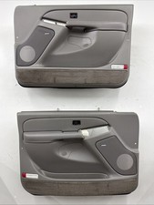 03-07 Chevy Silverado Gmc Sierra Tahoe Yukon Pair Door Panels Oem Pewter Nice