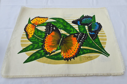 Das Bagshaus von St. Lucia W.J. Vier Leinen Tischsets, bunte Schmetterlinge - Bild 9 von 10