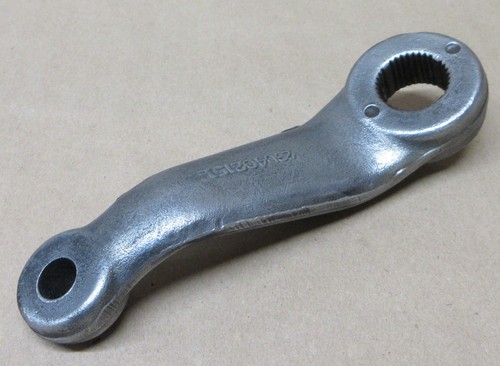 USED 1995-2003 GM CHEVY S-10 S10 2WD MANUAL STEERING PITMAN ARM 26040215