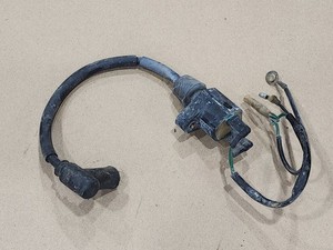 1985 Honda CR250R CR250 CR 250 Ignition Coil Spark Plug Cap OEM 84-85