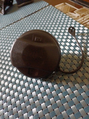 Tankdeckel Verschlussdeckel  13228892 Corsa D Original Opel