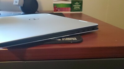 Dell XPS 15-9575 Intel Core i5-8350G X4 2.8GHz 8GB 128GB SSD 15.6in, Silver, 