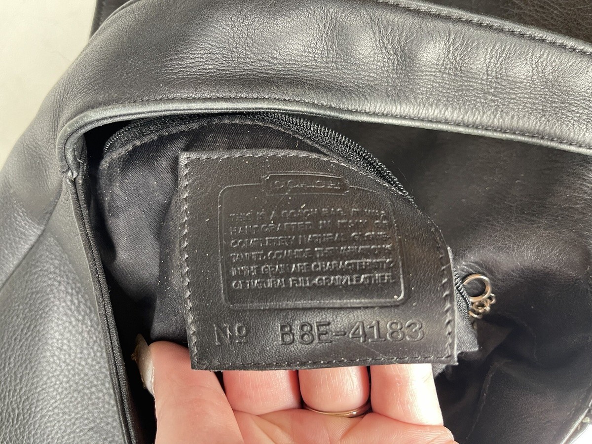 アメリカから購入 COACH leather bag NWT Coach Whiplash Leather Dakotah Small Fringe Crossbody
