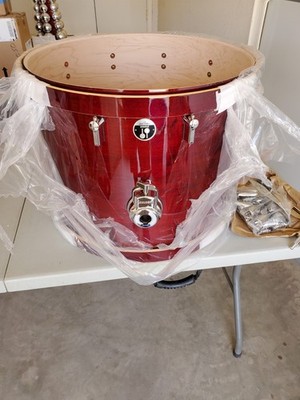  SONOR 3007 22'' BASS DRUM in MAPLE RED  **NIB **