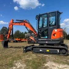 CFG 40UF 25 Hp 4 Ton Hydraulic Excavator Kubota Engine Cab with AC&Pilot Control