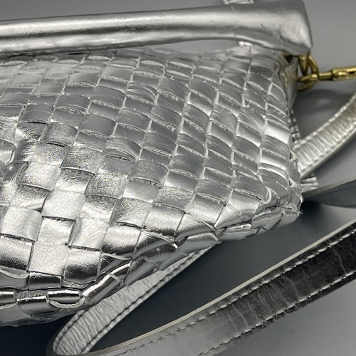 Clare V. Petit Moyen Messenger Handbag in Silver Woven Checker EUC! RARE! - Picture 10 of 17