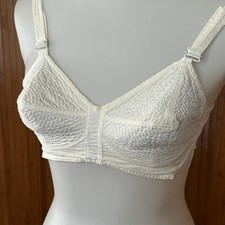 Vintage 1950s Warner's Piqu Cotton Structural Bullet Bra