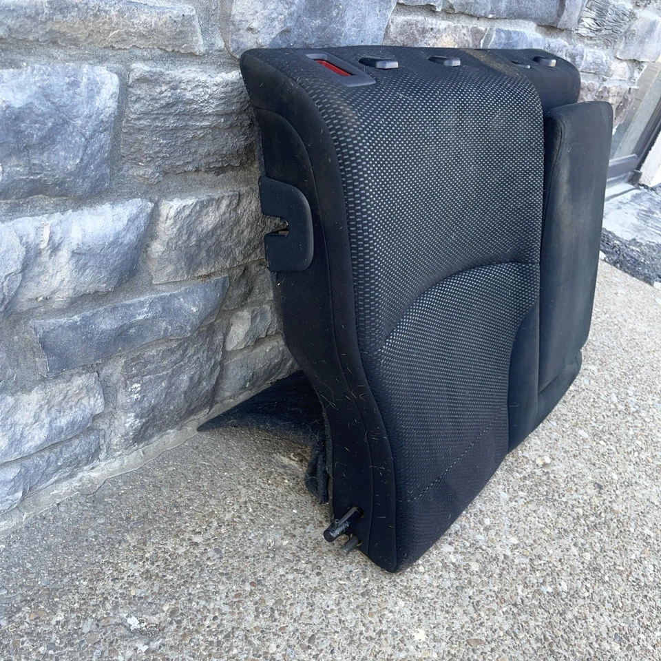 Juego de molduras de cojín de silla de asiento superior trasero derecho e izquierdo Subaru Outback 2015-2019 OEM Foto 2 de 4