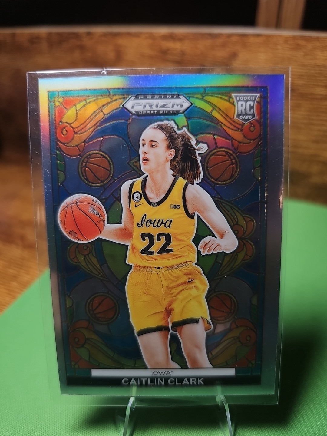2024 PANINI PRIZM DRAFT PICKS STAINED GLASS #1 CAITLIN CLARK ROOKIE FEVER