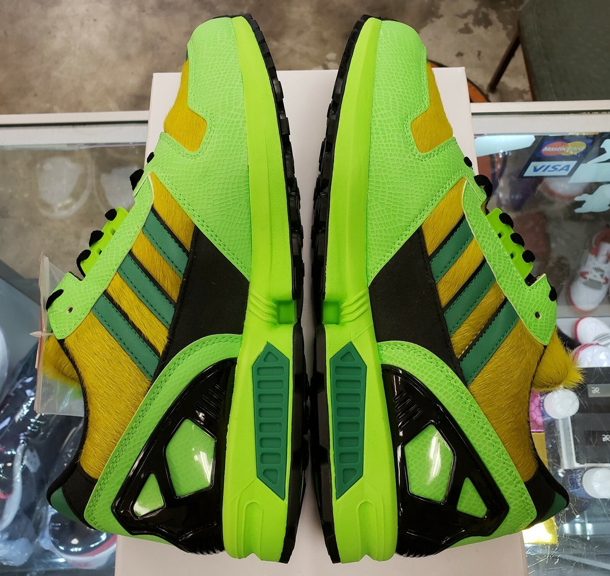 ADIDAS ZX 8000 