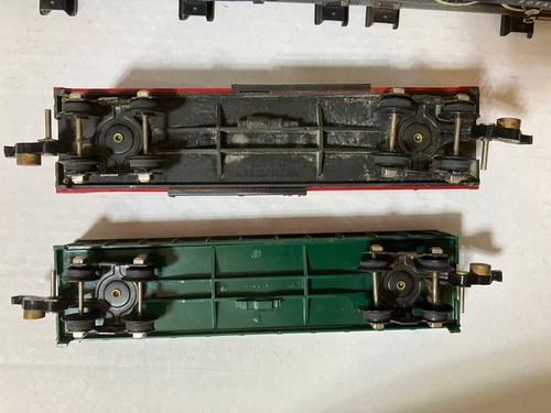 American Flyer 1948 The Royal Blue 350 Train Set with Cars - Picture 13 of 23