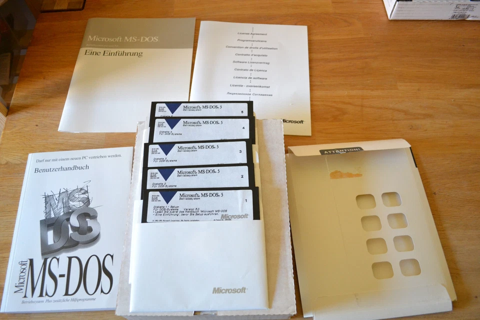 Microsoft MS-DOS 5 - 5,25" mit Originalverpackung und Benutzerhandbuch - Bild 2 von 4