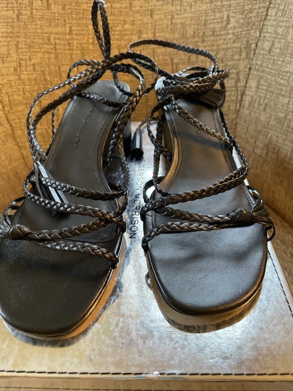 Sigerson Morrison Women's  black midium block heel Sandals lace up 7 new