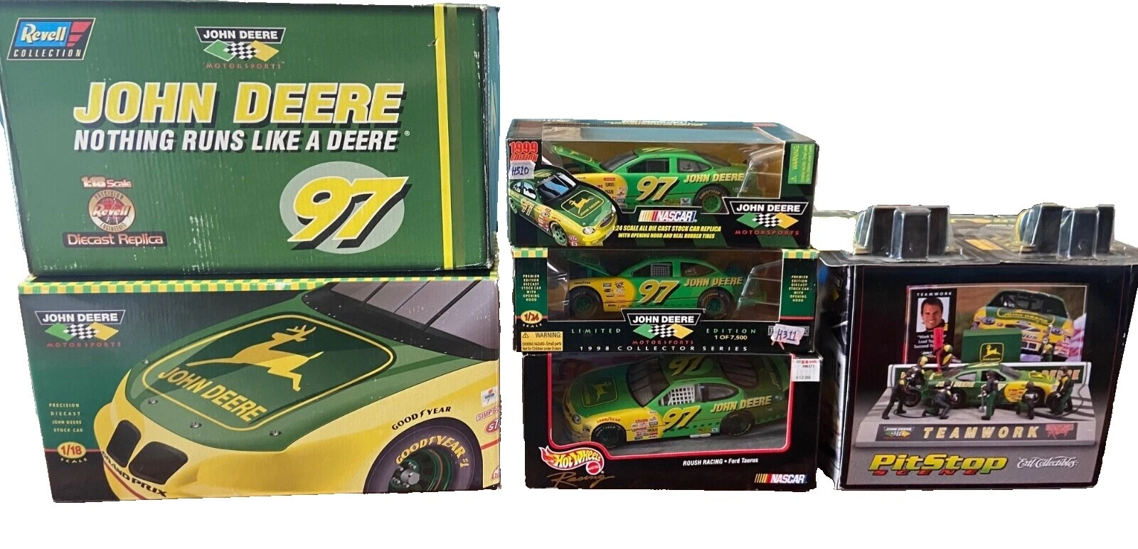 Литые модели спортивных и туристических автомобилей Hot Wheels John Deere