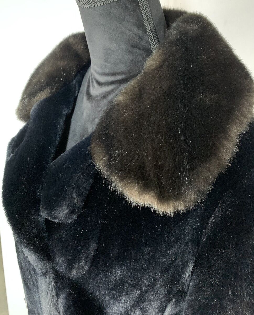 Vintage Black Faux Fur Coat Ultra-Seal Sportowne New York Vintage Black Faux Fur Coat Ultra-Seal Sportowne New York