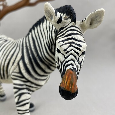 Safari Ltd ZEBRA Vanishing Wild Animal Figure Vintage 1993 Retired