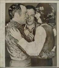 1970 Press Photo Pierre Trudeau dances with Bobo Faulkner in Australia