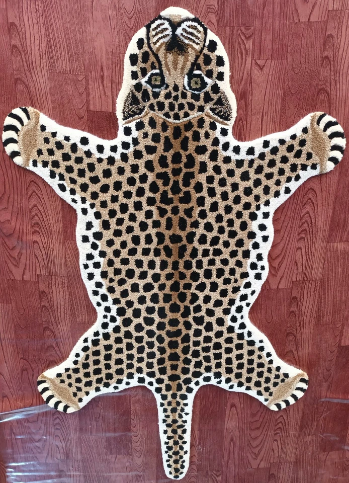 Tapis imprimé léopard en fausse fourrure en forme de peau d'animal touffu tap... - Photo 2/4