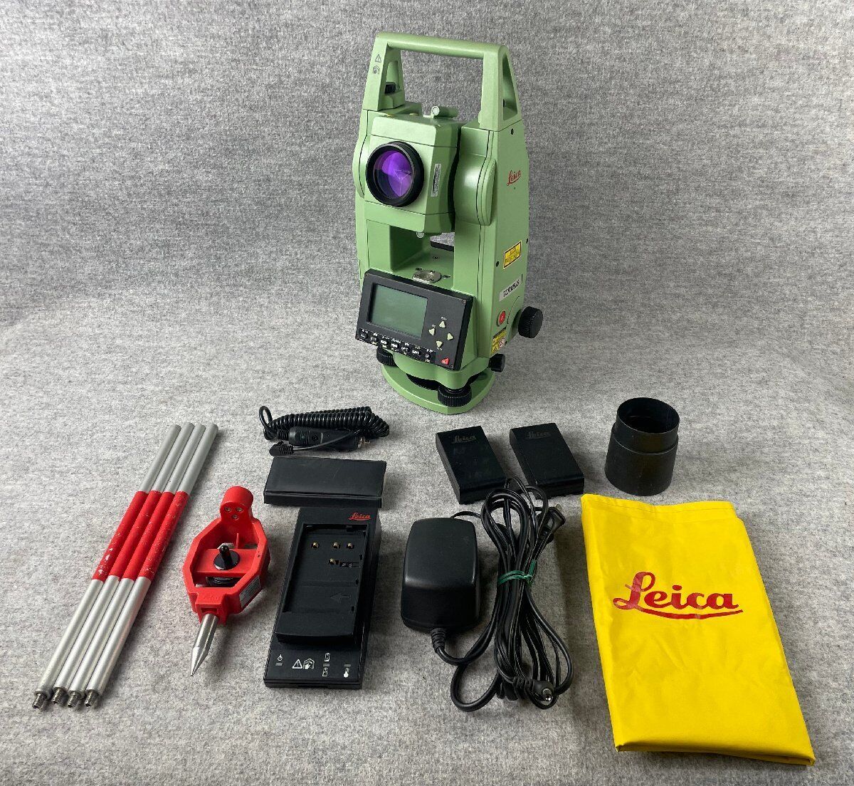 Leica TCR305 GeoSystems Survey Total Station Dual Display free＆fast ship from JP