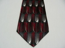 SAVILE ROW - GEOMETRIC PATTERNED - MADE IN USA - 100% SILK NECK TIE!