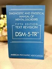 NEW! Diagnostic and Statistical Manual of Mental Disorders DSM-5-TR (Paperback)
