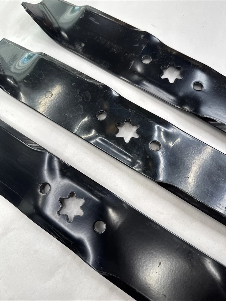 Cub Cadet 742-04125 (2) 742-04124 (1) 490-110-C124 cuchillas de corte 46" — PAQUETE DE 3 Foto 3 de 4