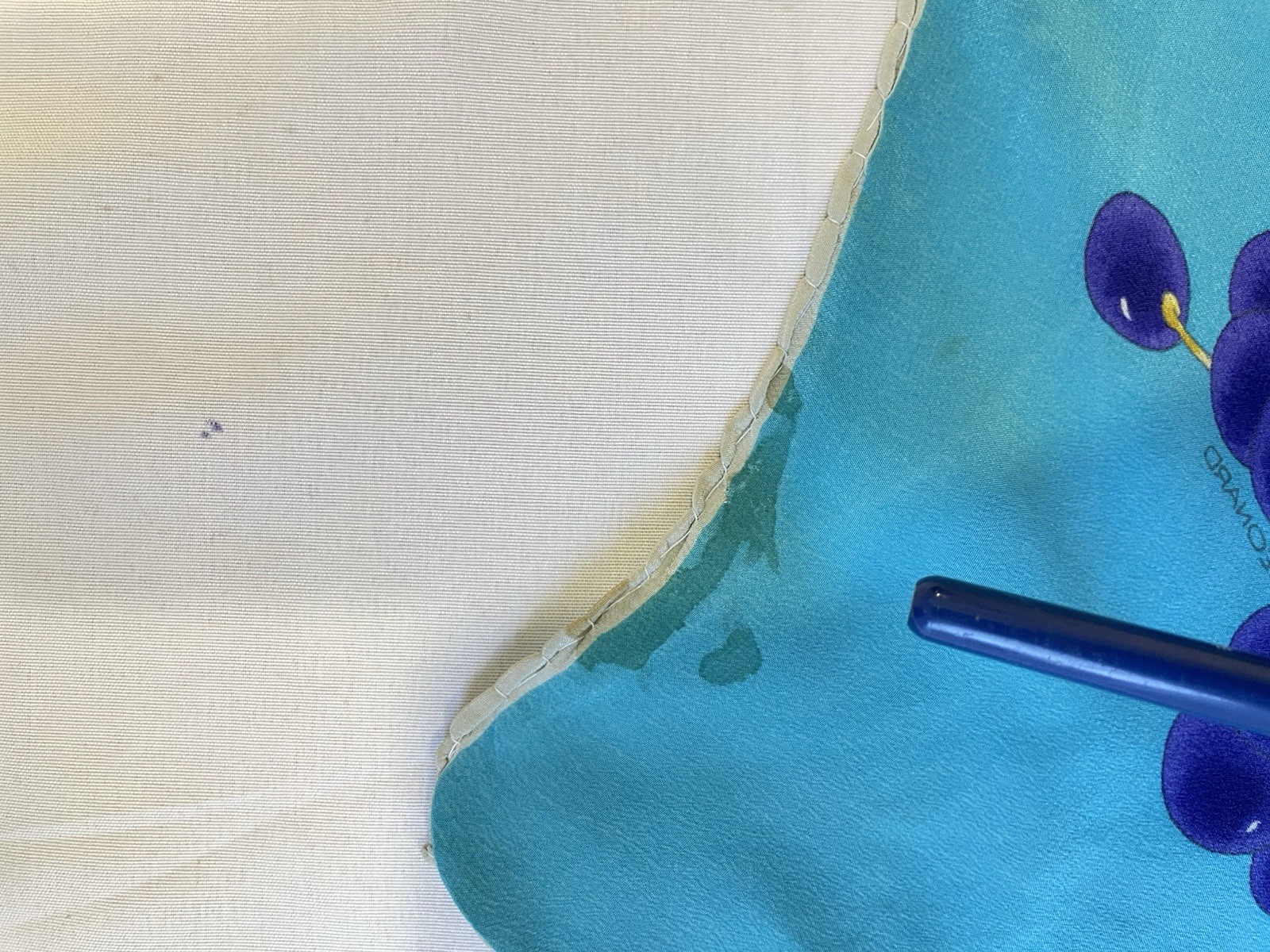 Y# Leonard Paris Floral Berry Print 100% Silk Scarf Made in Italy Blue Turquoise