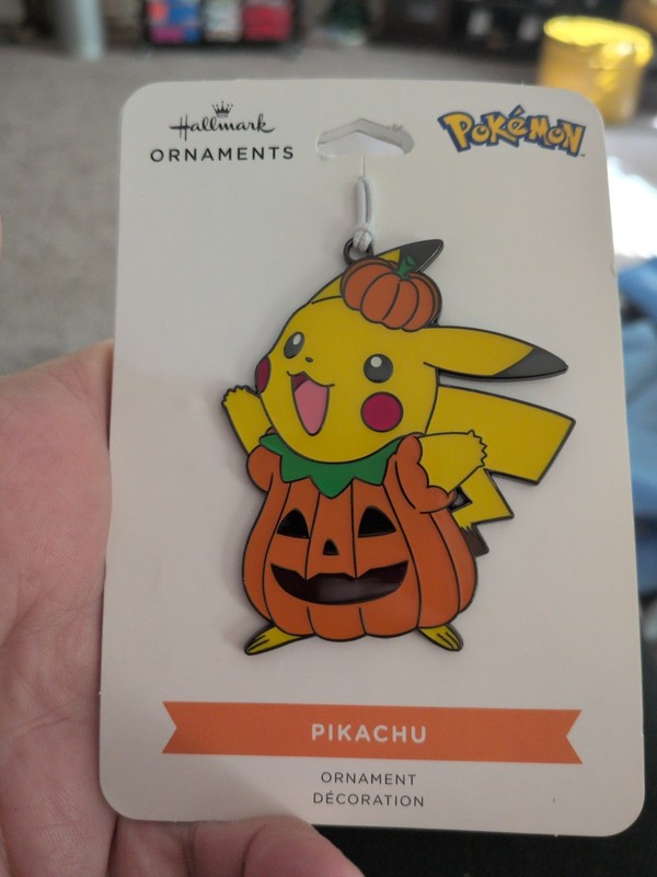 HALLMARK POKEMON PIKACHU PUMPKIN 🎃HALLOWEEN METAL ORNAMENT🆕