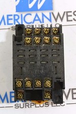 Used OMRON PTF14A   10 amp 240 volt Relay Base   2760YT