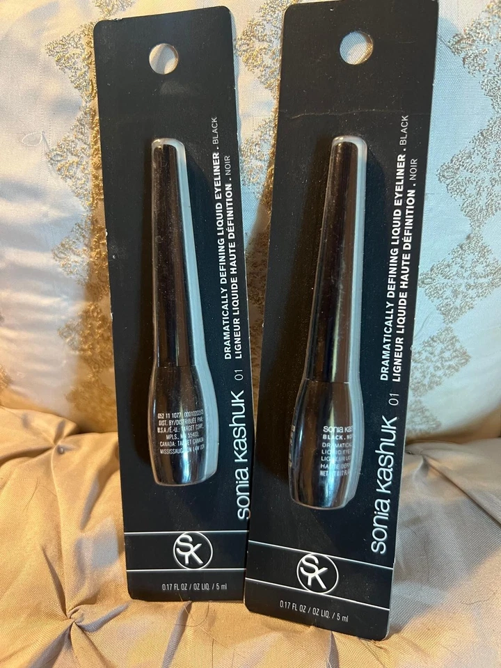Delineador de ojos líquido Sonia Kashuk Dramatically Defining negro 01 paquete de 2 envío gratuito Foto 2 de 2