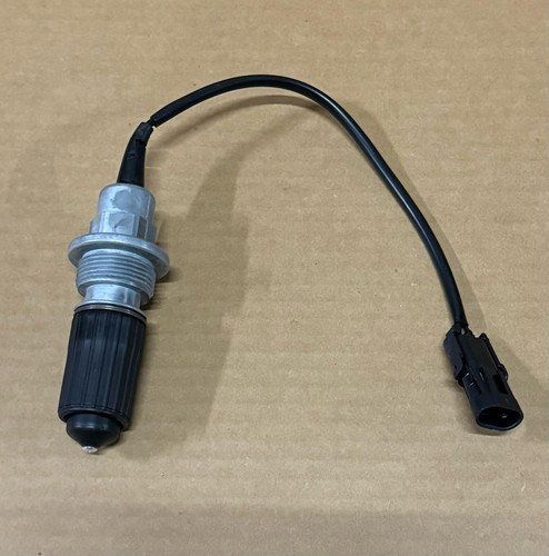 NOS OEM 4WD Actuator Front Chevy Suburban,Tahoe, K1500 Truck, Yukon #26013495 - Picture 2 of 3