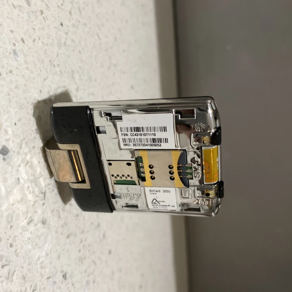 NETGEAR Telstra USB 4G Sierra Wireless AirCard 320U USB Dongle, Pl Check Descrip - Image 3 of 4