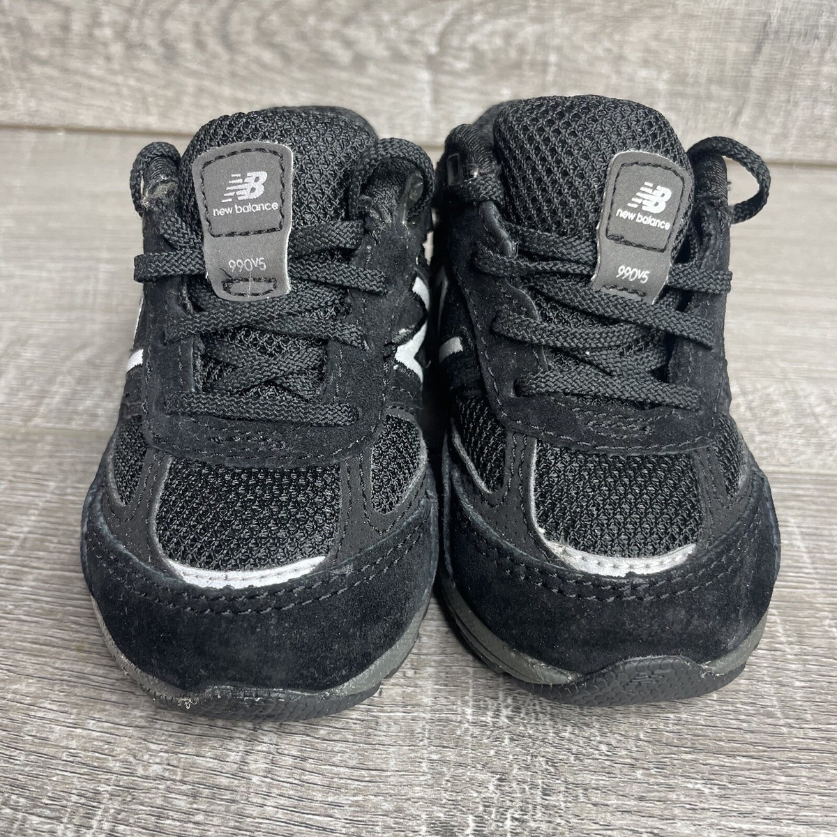 New Balance 990 V5 KIDS Toddler Baby Size 4 ~ Black Running
