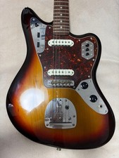 Fender JG66-93 Jaguar E-Gitarre 3 Tone Sunburst