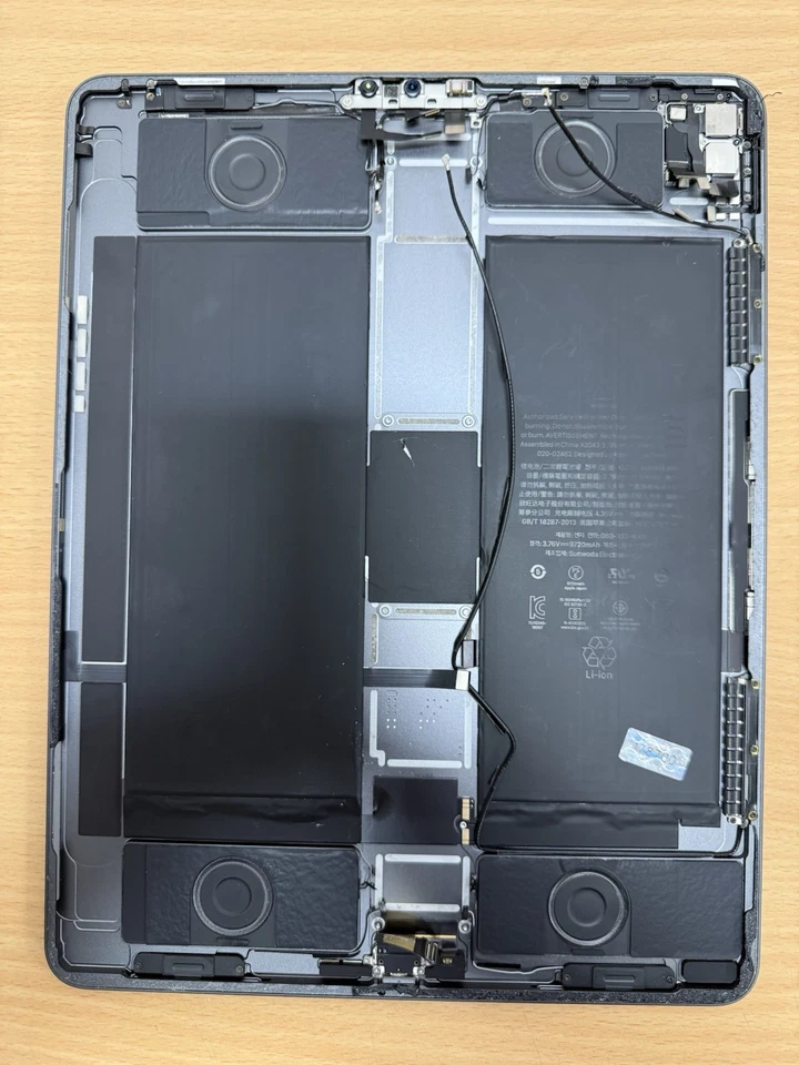 iPad Pro 12.9” 4th Gen A2229 Wi-Fi Space Grey Housing Battery Charging Port - Image 2 of 4