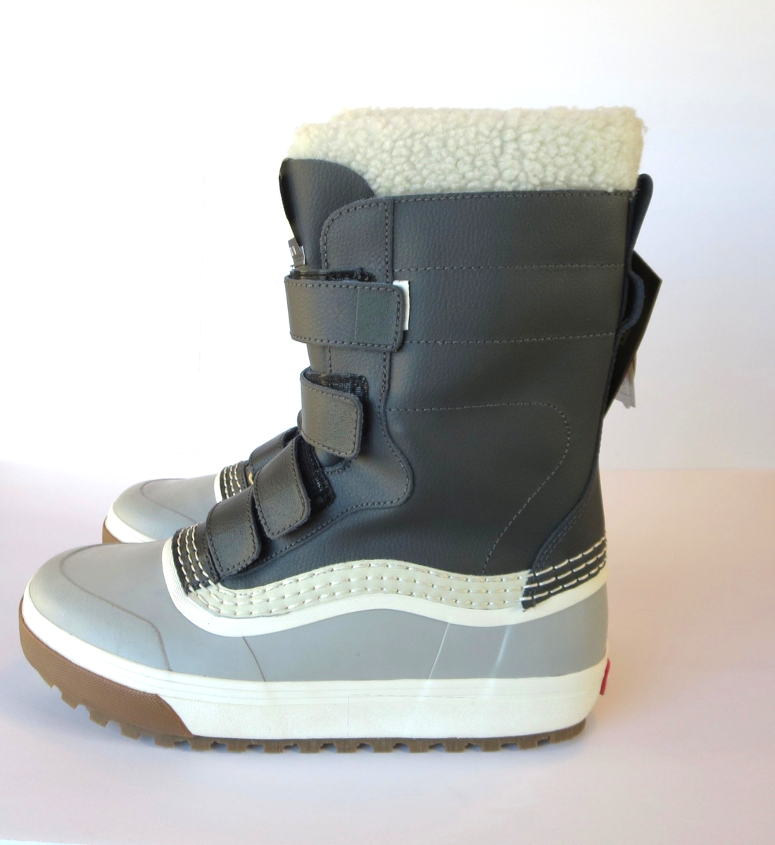 Vans Standard V Snow MTE Boots (Size 9) Mens Tall Winter  display picture 1