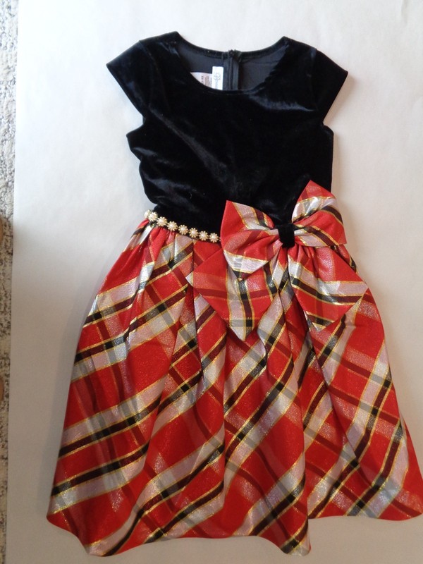 Girls Holiday Dress size 10/12 - by Bonnie Jean - 