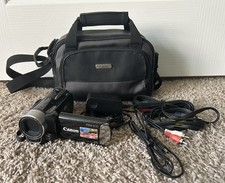 Canon VIXIA HF R11 Digital HD Camcorder 32GB Memory Charger Cords Case