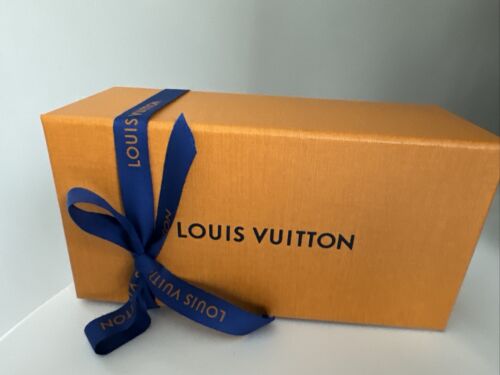 Louis Vuitton Miniatures Set Ombre Nomade 4 x 7.5 ml Gift Set Fragrances  3701002701366 - Fragrances & Beauty, Ombre Nomade - Jomashop