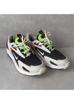 Nike Air Max Bolt Youth Sneakers CW1626, Big Kids' Fit, Air Cushion, Low Top 7Y