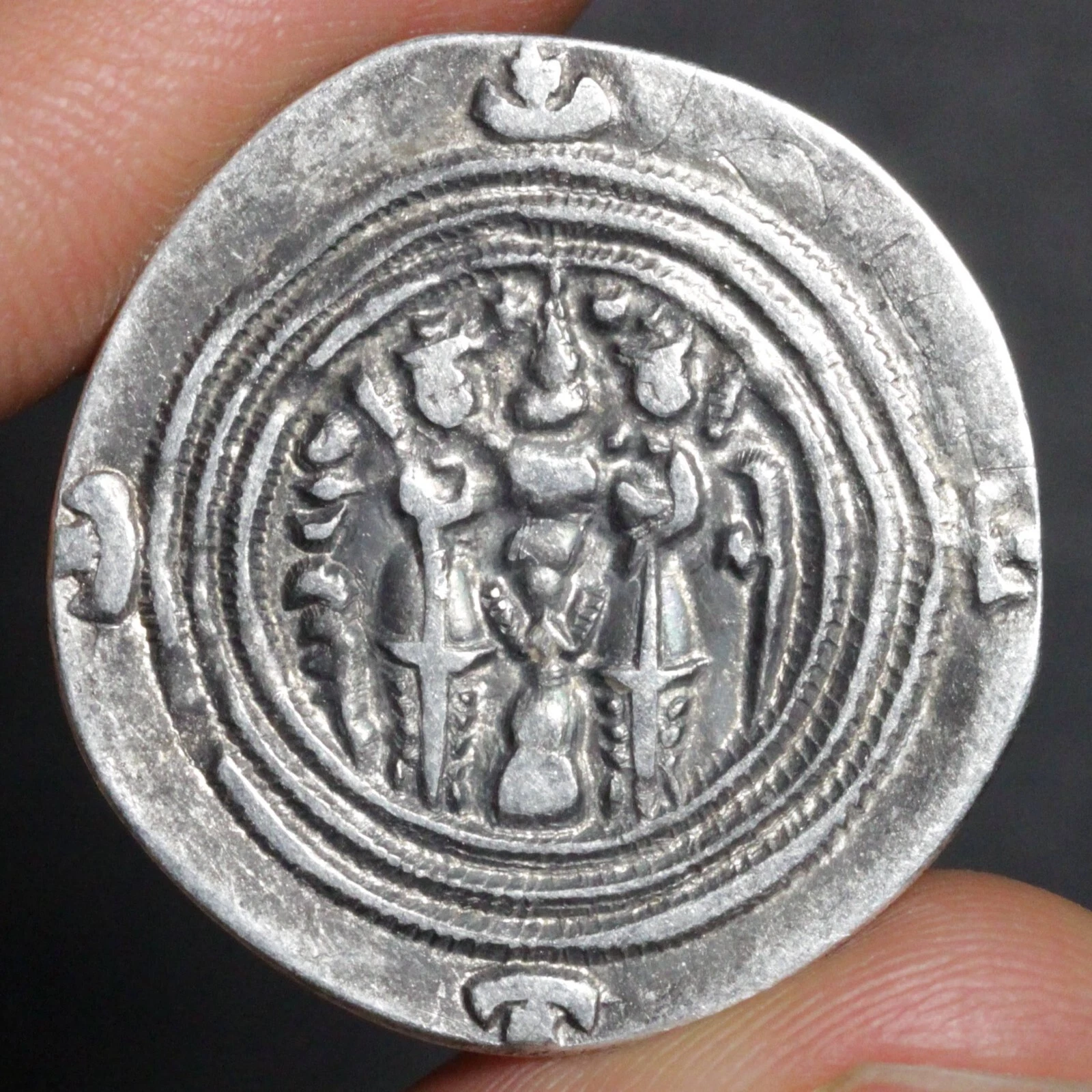 ディアドラ　CAMPANIA Sasanian Drachm Ancient Sassanid Empire Silver Coin Khusro