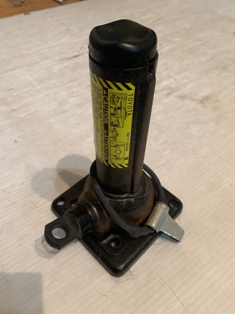 2015 Toyota Tundra / Sequoia Spare Tire Bottle Jack Tools&denim Case