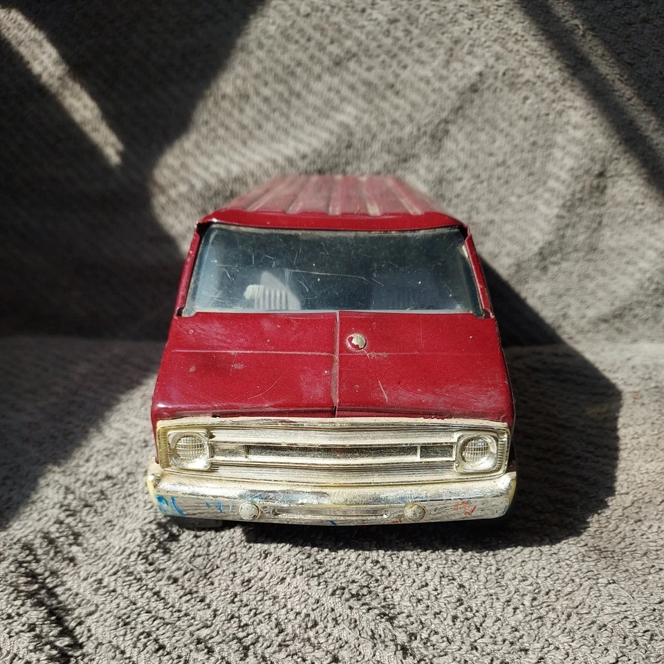 Vintage ERTL Pressed Steel Dodge Purple Van Moon Windows Decal USA metal RARE ! - Image 2 of 4